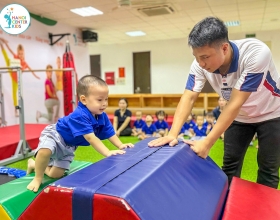 Gym Kids cho trẻ mầm non – môn học thể chất mũi nhọn tại HaNoi Center Kids